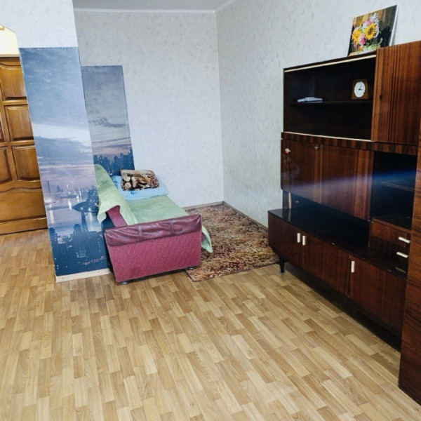 Фото Продам большую однокомнатную квартиру, район Мед. городка