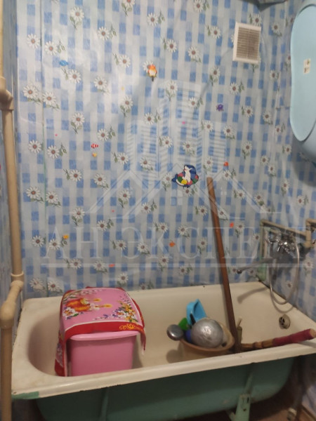 Фото СДАМ 1-КОМНАТНУЮ КВАРТИРУ НА ДЛИТЕЛЬНЫЙ СРОК (Алчевск, ул. Чапаева, 136)