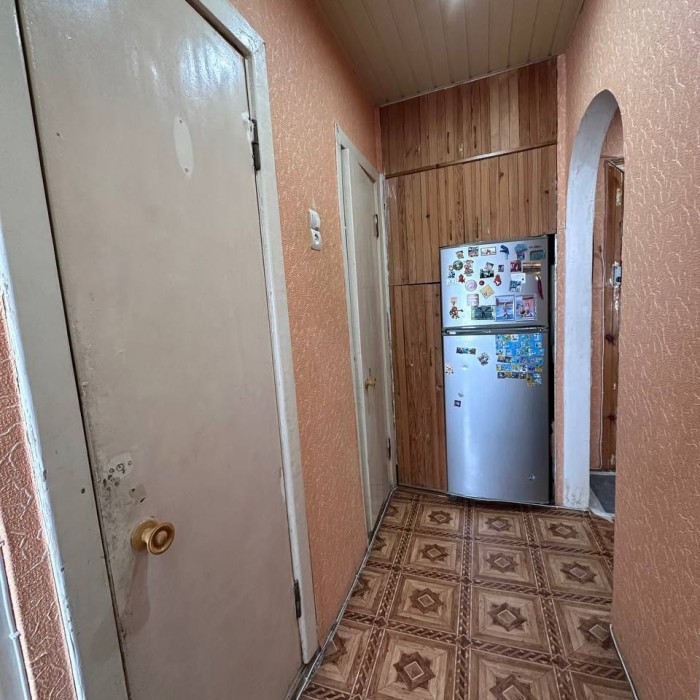 Фото Продам 2-х комнатную квартиру на кв. Ленинского комсомола 9/9