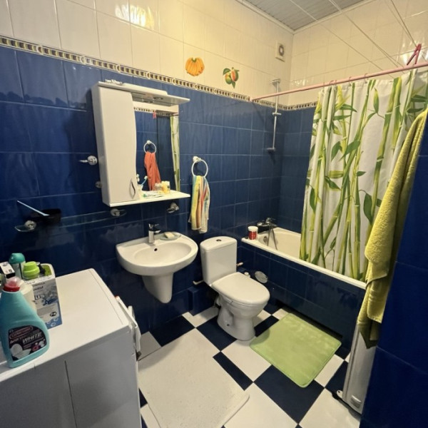 Фото Продам 3- к. квартиру, г. Луганск, кв. Новый городок (р- н СМ Семь Морей)