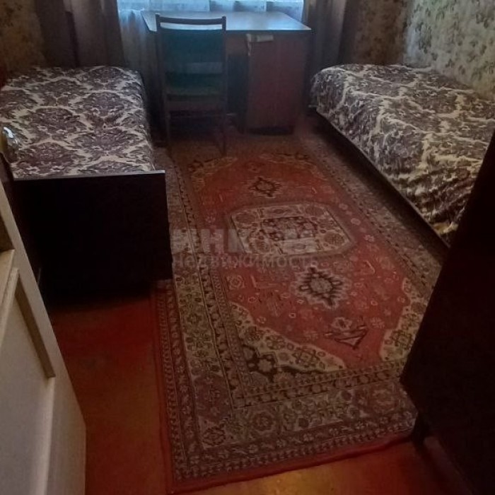 Продам 2к кв. Жукова-12