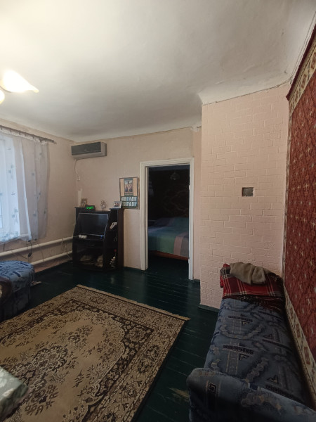 Фото № 948 Продается 1/2 часть жилого дома. Центр города.