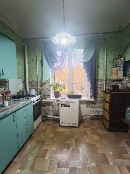 Фото № 948 Продается 1/2 часть жилого дома. Центр города.