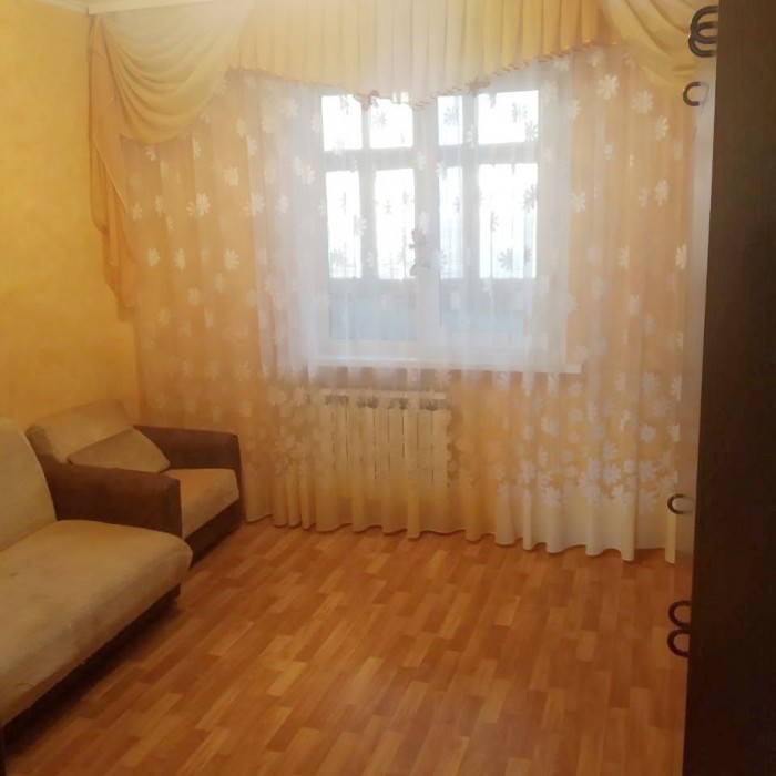 Продам 3-х комнатную квартиру на кв. Мирный