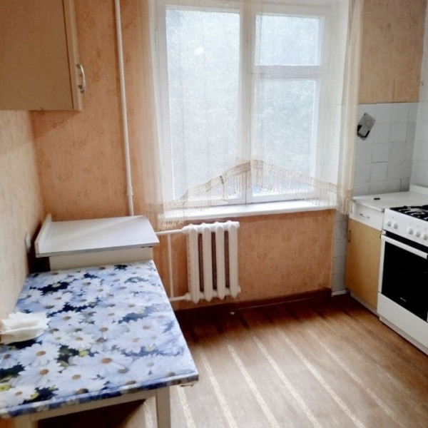 Фото Продам 3- х комнатную квартиру на кв. Якира