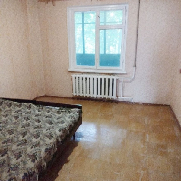 Фото Продам 3- х комнатную квартиру на кв. Якира