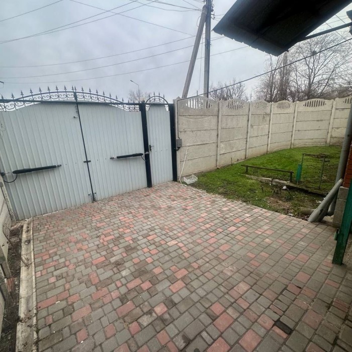 Фото Продам дом в центре города по улице Луганской правды.