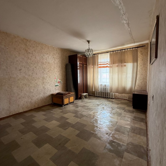 Фото Продам 1к ул. 50-лет Обороны Луганска 15 Обл. Больница