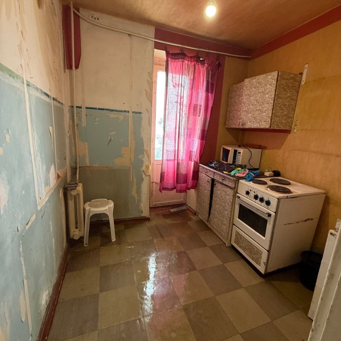 Фото Продам 1к ул. 50-лет Обороны Луганска 15 Обл. Больница