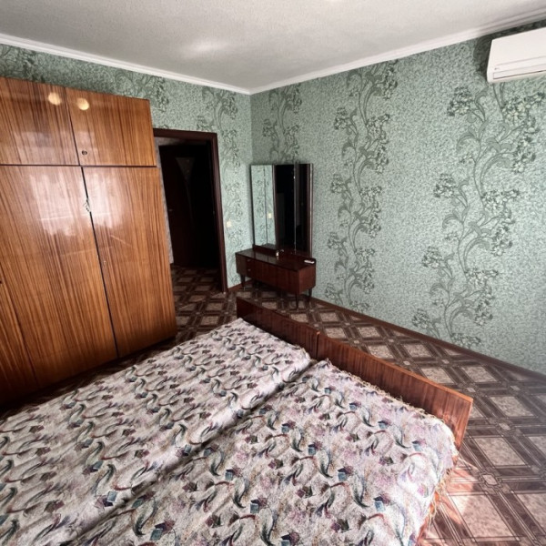 Фото Продам 2- к. квартиру (улучшенку), г. Луганск, кв. Волкова (р- н ЛЦСИ)