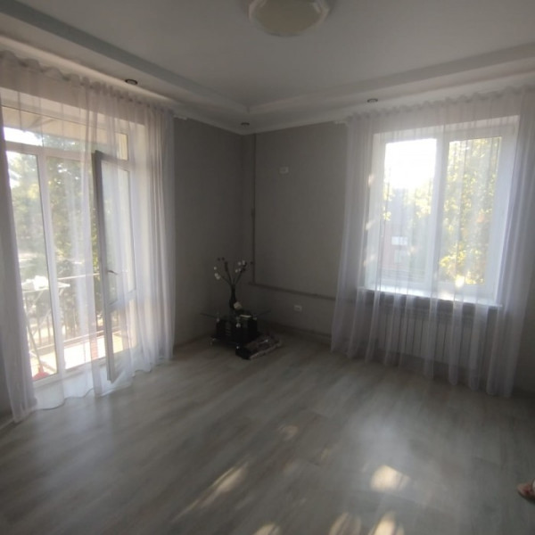 Фото № 6769 Продам 3х комн. квартиру в р-не ДК "Строителей"