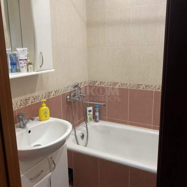 Фото Продам 3к кв. Южный 4Б