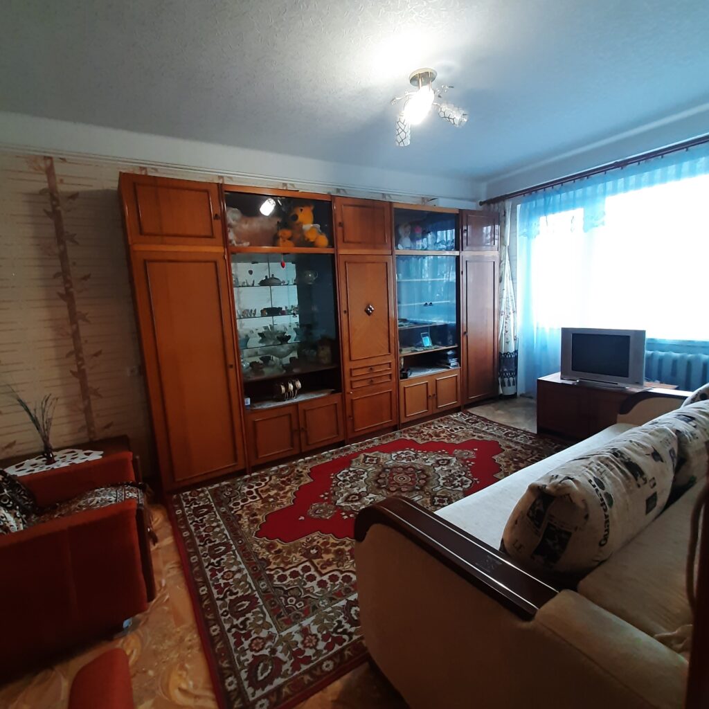 Фото №717 Продаётся 2 комн. кв-ра, ул. Гмыри, р-н супермаркета “Нижний парус”