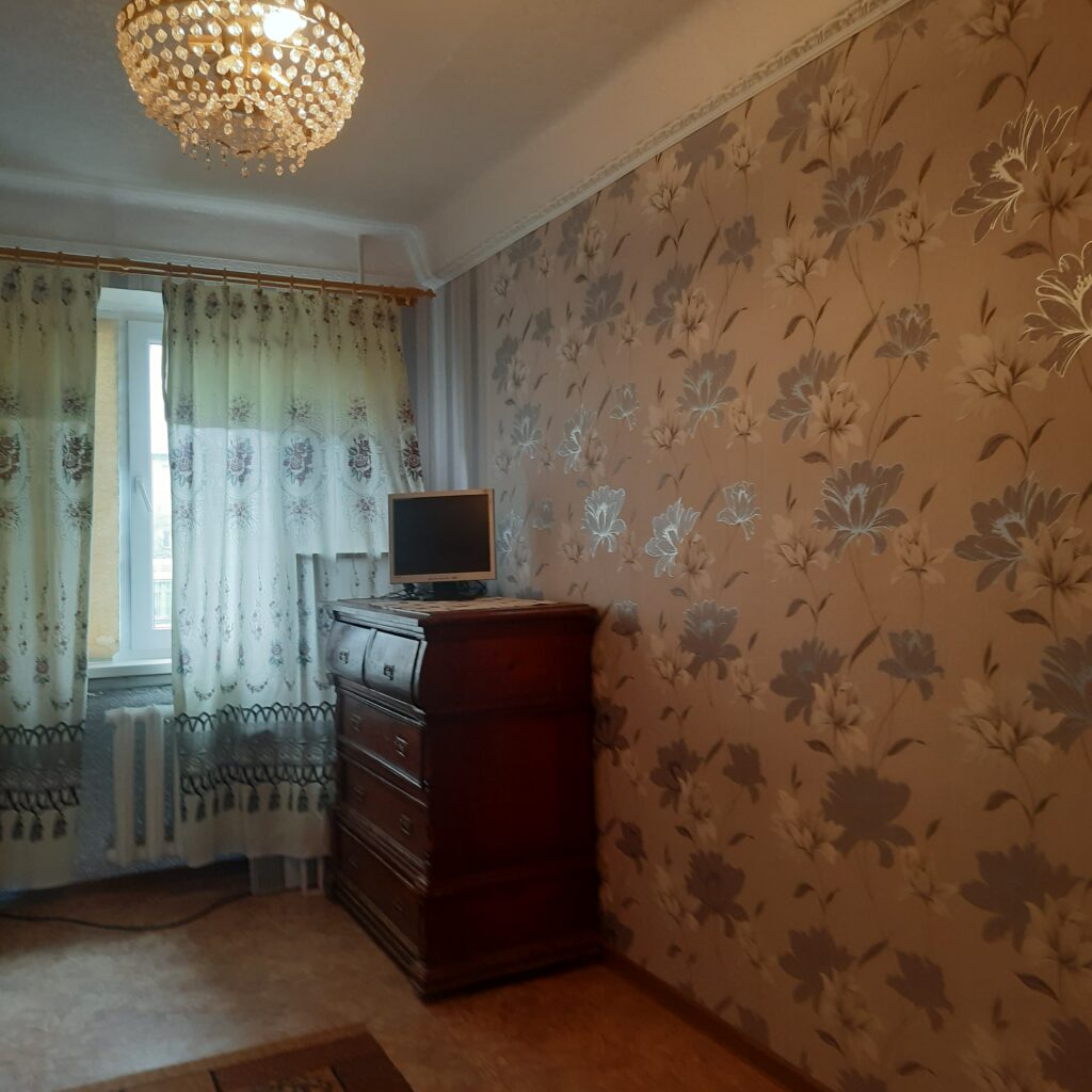 Фото №717 Продаётся 2 комн. кв-ра, ул. Гмыри, р-н супермаркета “Нижний парус”