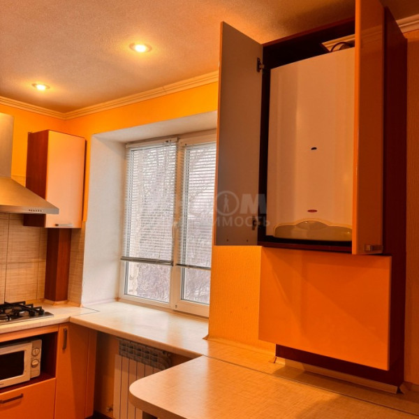 Продам 1к кв. Гагарина-10 с А.О.