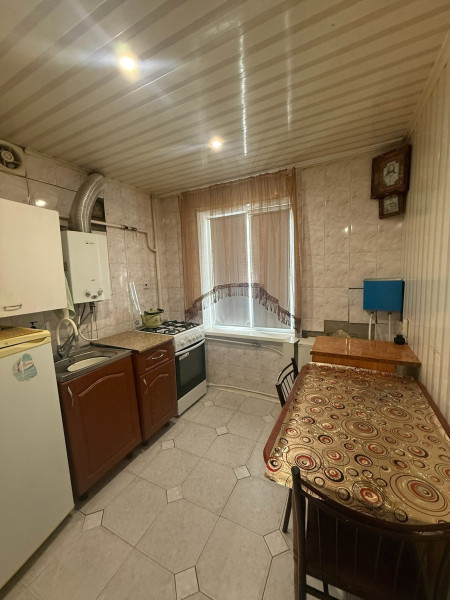 Фото Сдам 2-х комнатную квартиру на длительный срок (Стаханов, ул. Достоевского, 4)