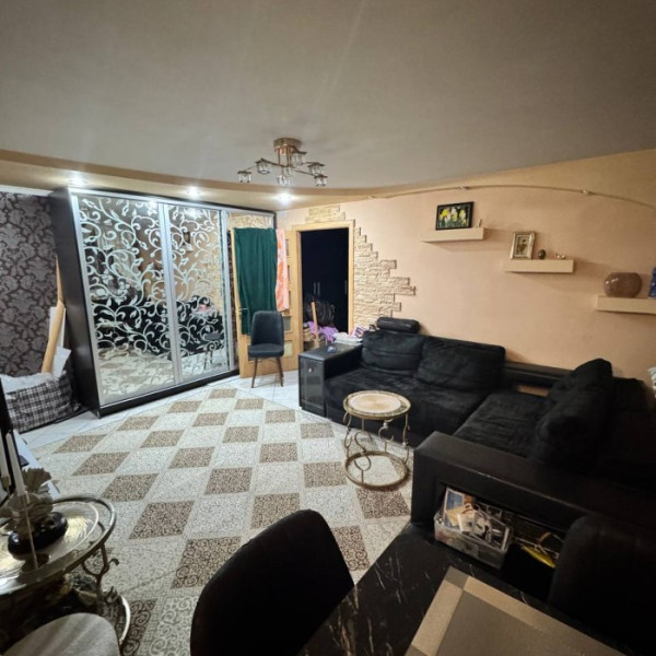 Фото Продам 2-х комнатную квартиру в центре г. Луганска, ул. Коммунальная