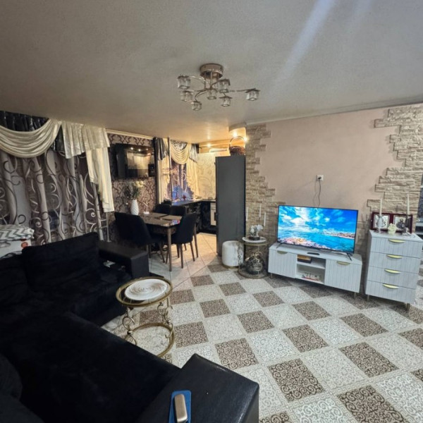 Фото Продам 2-х комнатную квартиру в центре г. Луганска, ул. Коммунальная