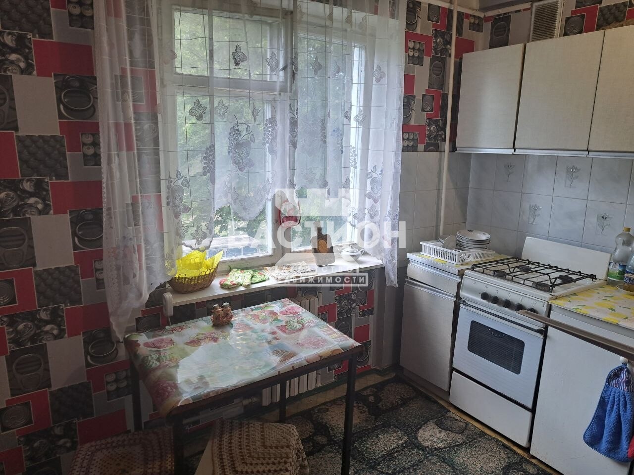 Фото 3-х комнатная квартира,квартал Солнечный, 16 А ID:2247644