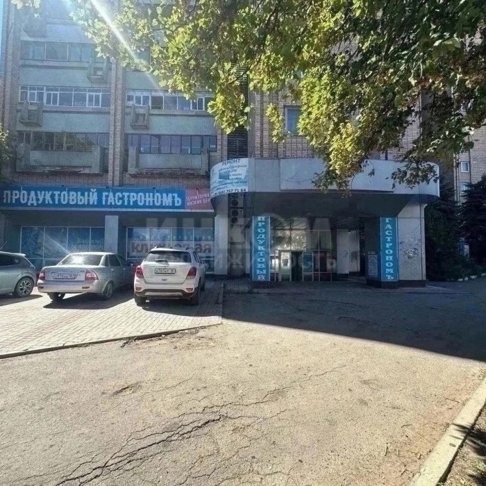 Продам помещение 570 м2 в центре города Луганск улица Шевченко