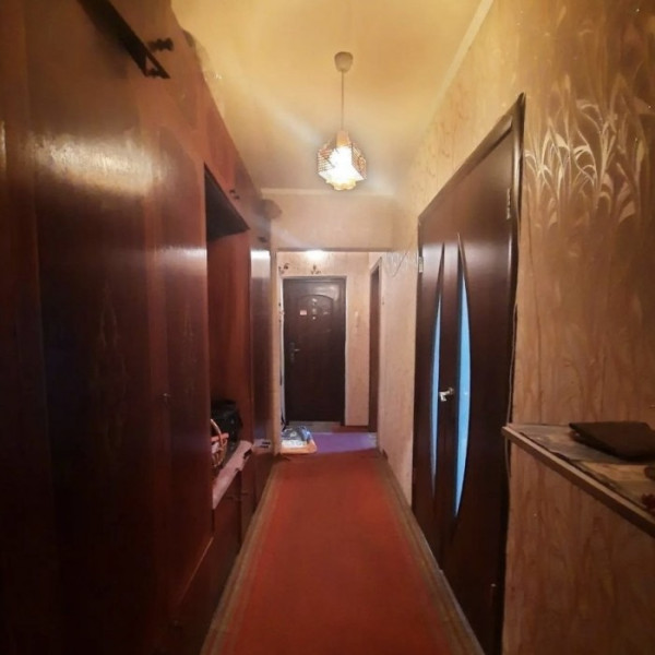 Фото Продам 3к квартиру на кв. Ольховский 3/9эт