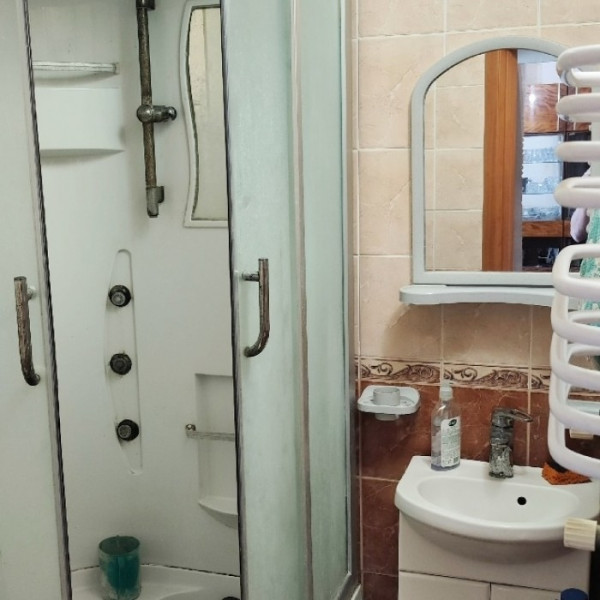 Фото № 6879 Продам 2х комн. квартиру в р-не Стоматологии