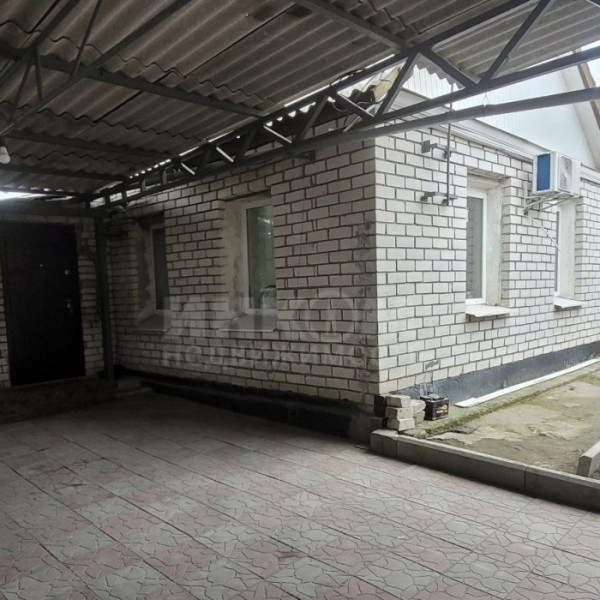 Фото Продам дом с ремонтом