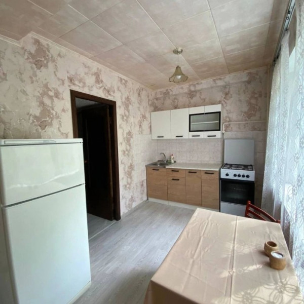 Продам 2-х комнатную квартиру, по ул. Суходольская