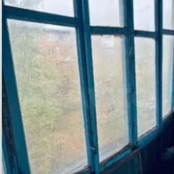 Фото № 7148 Продам 2х комн. квартиру в р-не маг. "Айсберг"