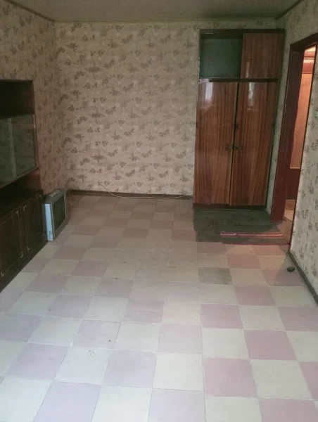 Фото Продаётся однокомнатная квартира в городе Брянка, кв. Молодёжный, д. 3.