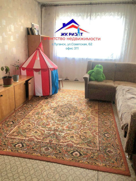 Фото 3-х комнатная квартира на кв. Мирный г. Луганск