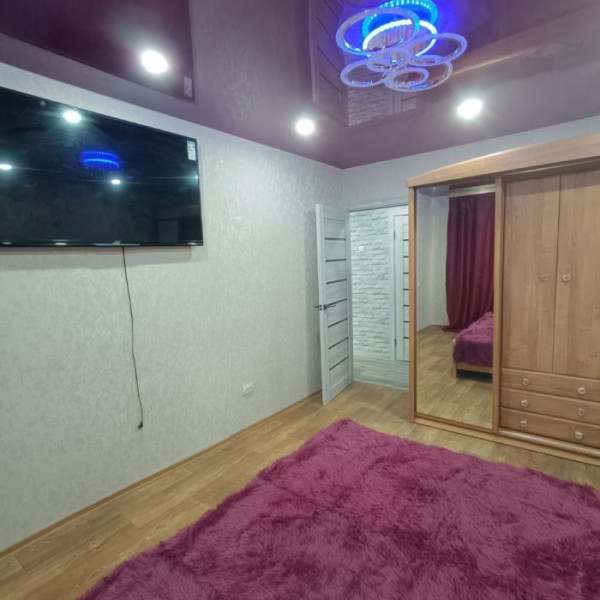 Фото Продам 3-х комнатную квартиру в центре по улице Коцюбинского