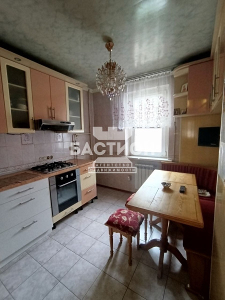 Фото 3-х комнатная квартира, квартал Ольховский , 13, ID:2145059
