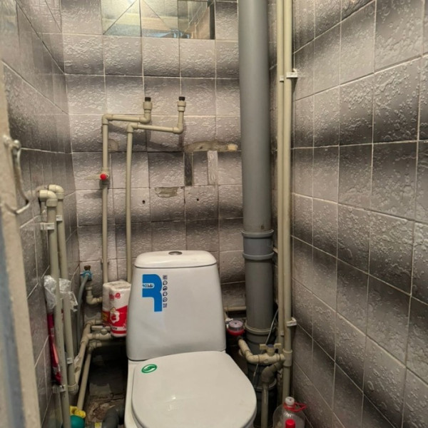 Фото № 6506 Продам 2х комн. квартиру в р-не бара "Охота"