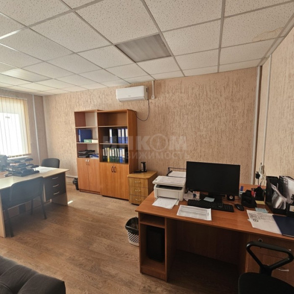 Фото Продам производственную базу 1276.6 м2 в г.Луганск ул. Руднева