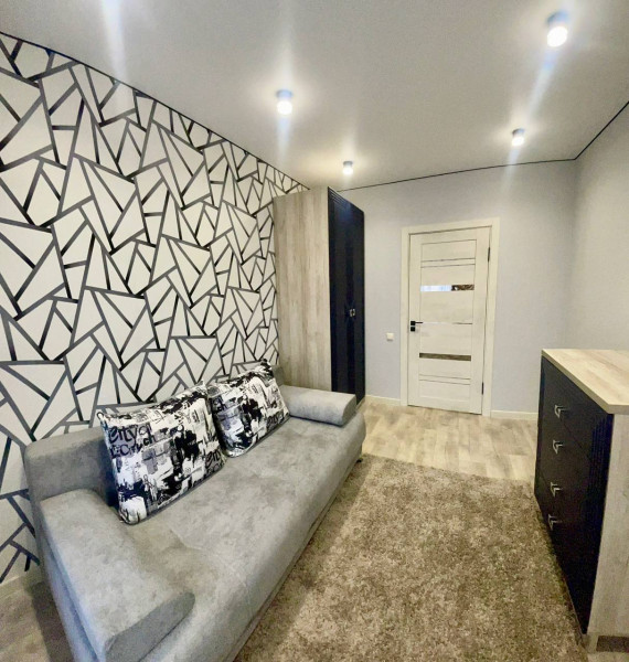 Фото №598 Продаётся 2 комн.кв-ра, ул Чапаева, р-н ДК “Строителей”