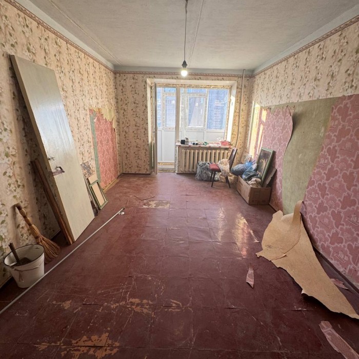 Фото Продам 1 комнатную квартиру в самом центре города ул. Титова, 3.