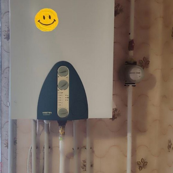 Фото Продам 3-х комн квартиру с АО в г.Луганск, кв Героев Сталинграда