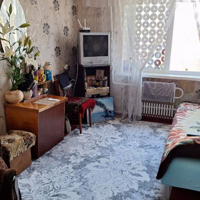 2 комнаты в общежитии по ул. Гвардейской, 4 7/9 ( р-н Городка).