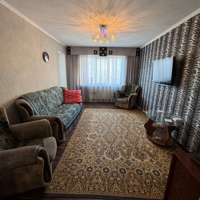 Фото Сдам в аренду 3-х комнатную квартиру кв. Южный 8а