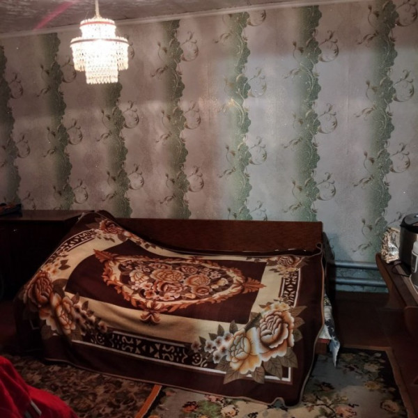 Фото Продам большой дом на две семьи, средний Камброд за кинотеатром Родина