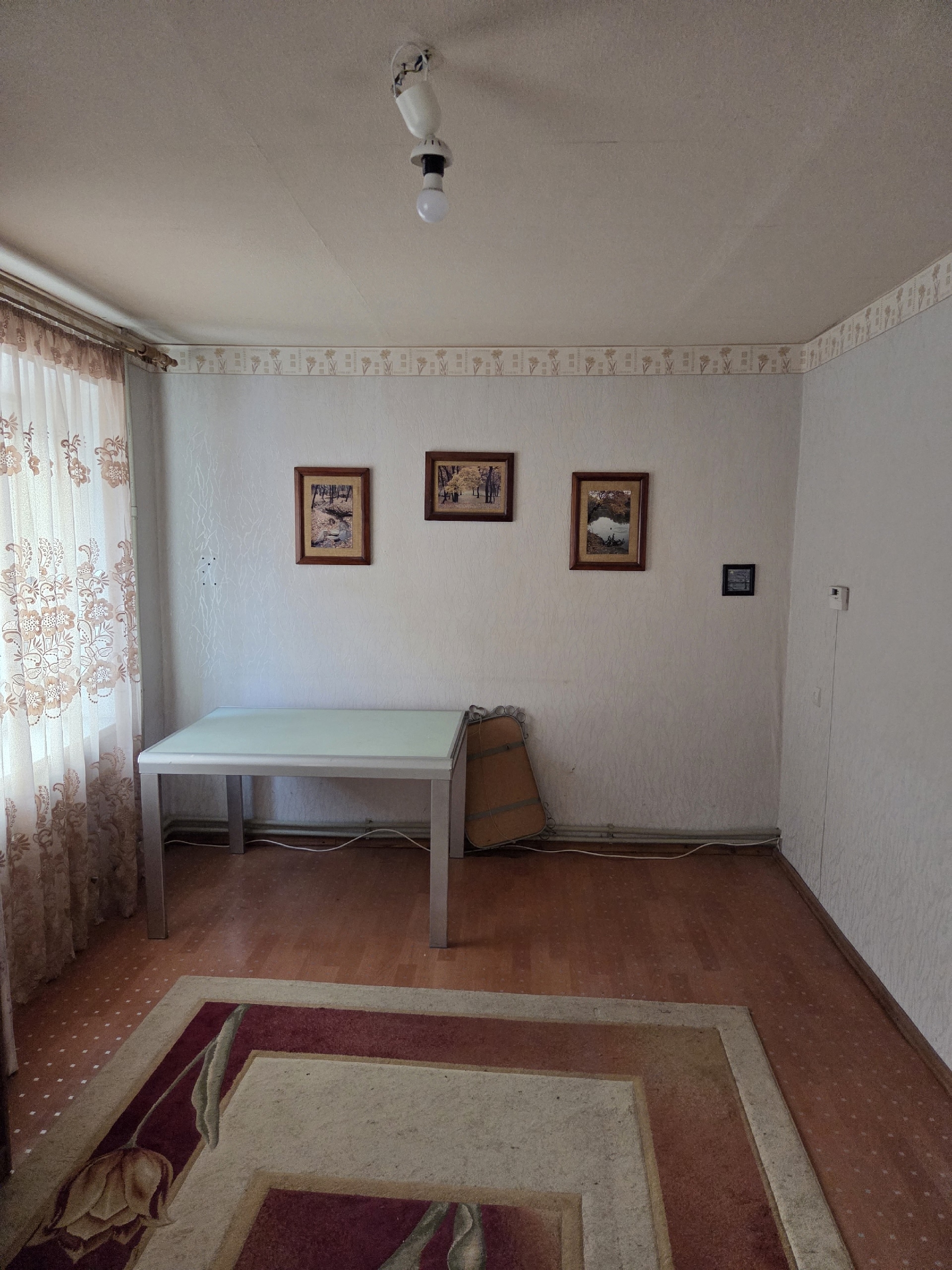 Фото 3-к квартира с автономным отоплeнием в спальном районе г. Алчевск