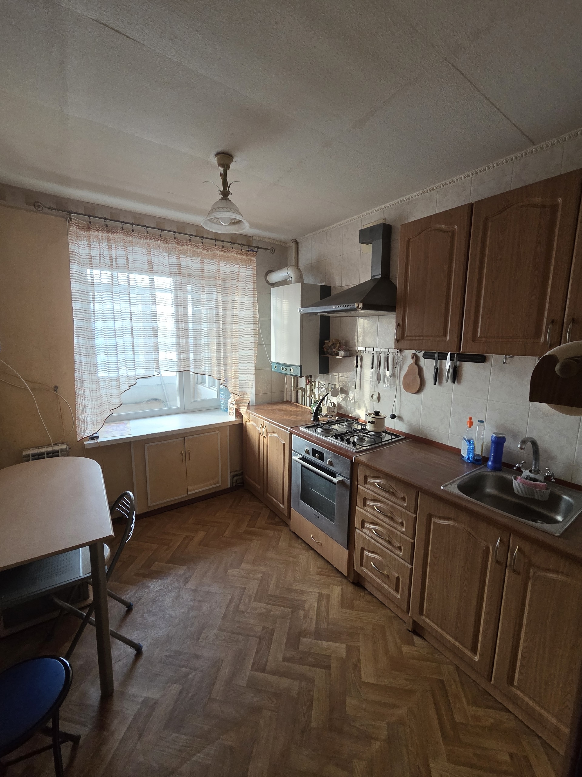 Фото 3-к квартира с автономным отоплeнием в спальном районе г. Алчевск