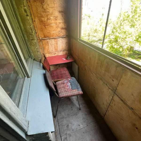 Фото Продам 2-х комнатную квартиру на ул. Звейника 2/5 эт