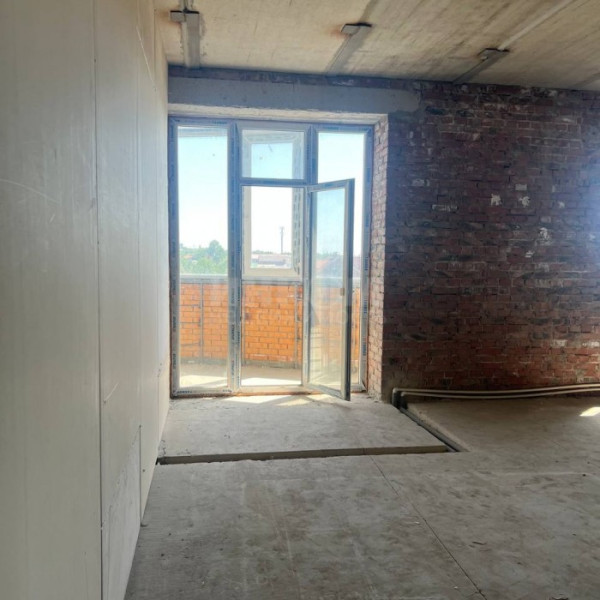 Фото Продам квартиру 106 м2 в центре города Луганск улица Алексеева