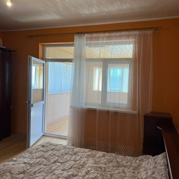 Фото Продам 3-х этажный дом в городе Луганск район ул. Барбюса