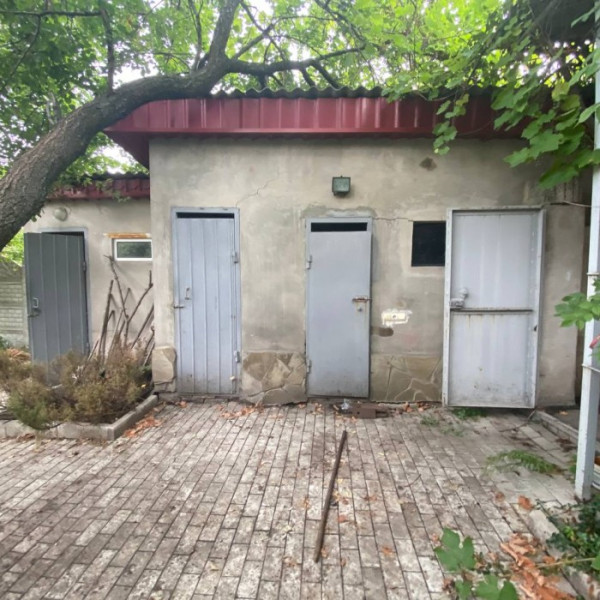 Фото Продам 2-х этажный кирпичный дом район Владимирского Собора