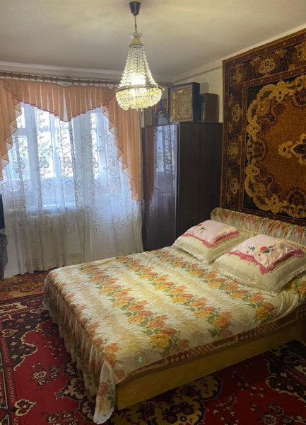 Фото 2-комнатная квартира, кв. 50-лет Обороны Луганска. Рядом находится Мед. университет