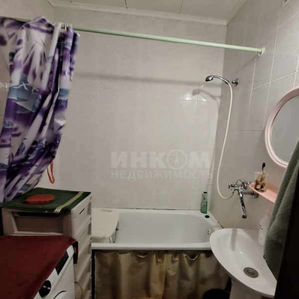 Фото Продам 2к квартиру на кв.Героев Сталинграда а/о