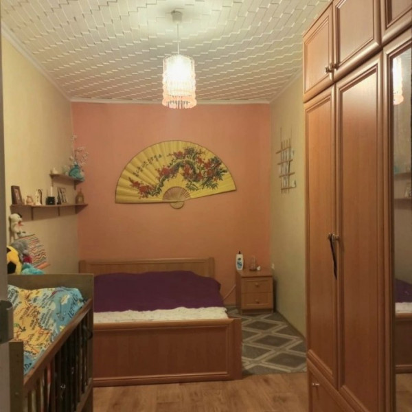 Фото Продам 2-х комнатную квартиру ул. Республиканская г. Счастье